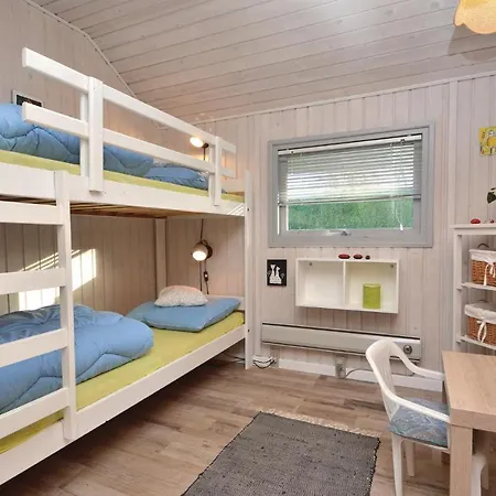 Tatil Evi Three-bedroom Holiday In Haderslev