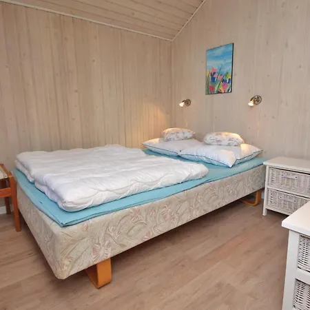 Tatil Evi Three-bedroom Holiday In Haderslev